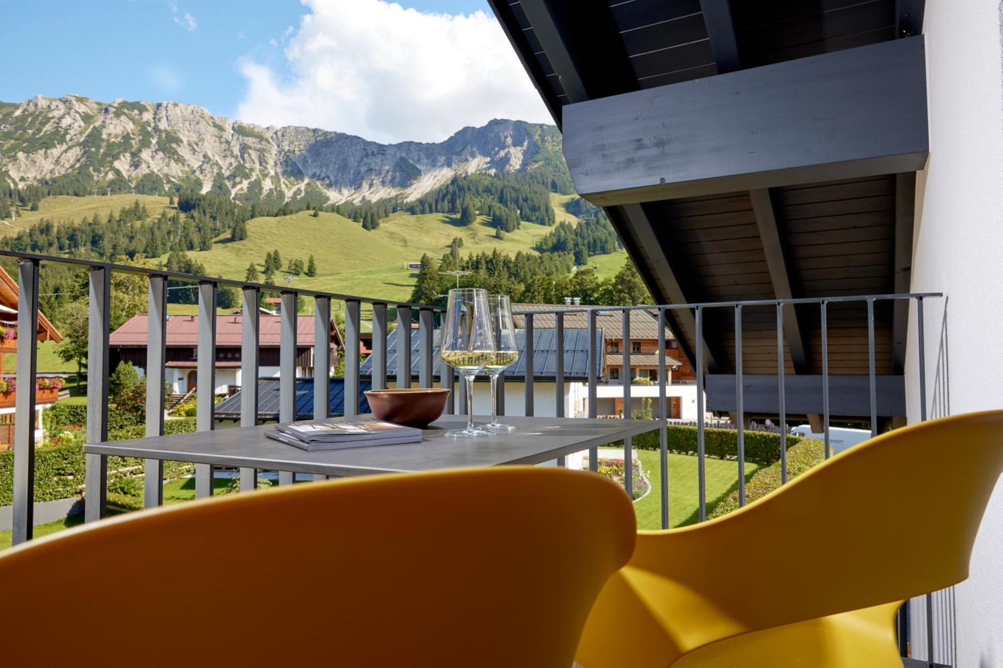Bergbuddies - Uebernachtung Inklusive Kostenlosen Bergbahntickets Und Vielem Mehr Bad Hindelang Buitenkant foto